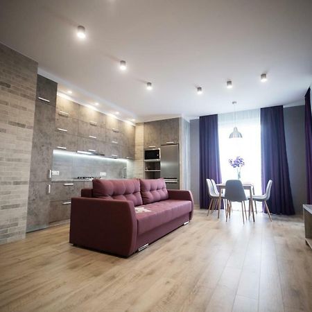 Avalonrestapartments ลวีฟ ภายนอก รูปภาพ