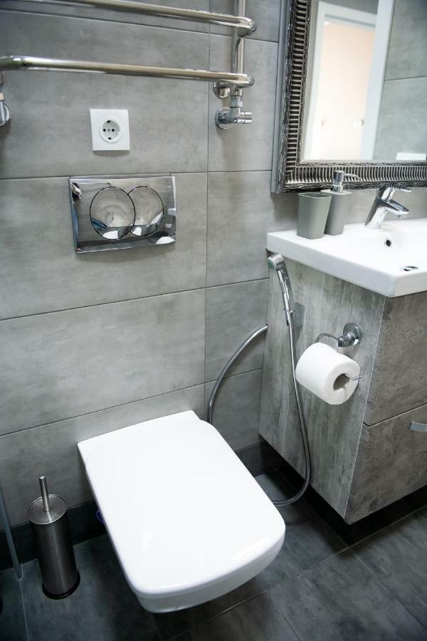 Avalonrestapartments ลวีฟ ภายนอก รูปภาพ