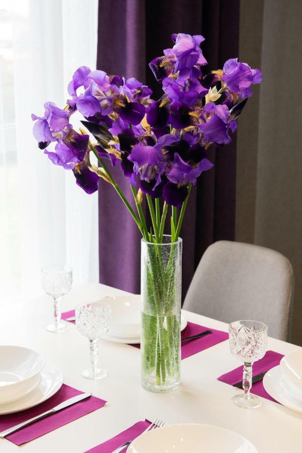 Avalonrestapartments ลวีฟ ภายนอก รูปภาพ